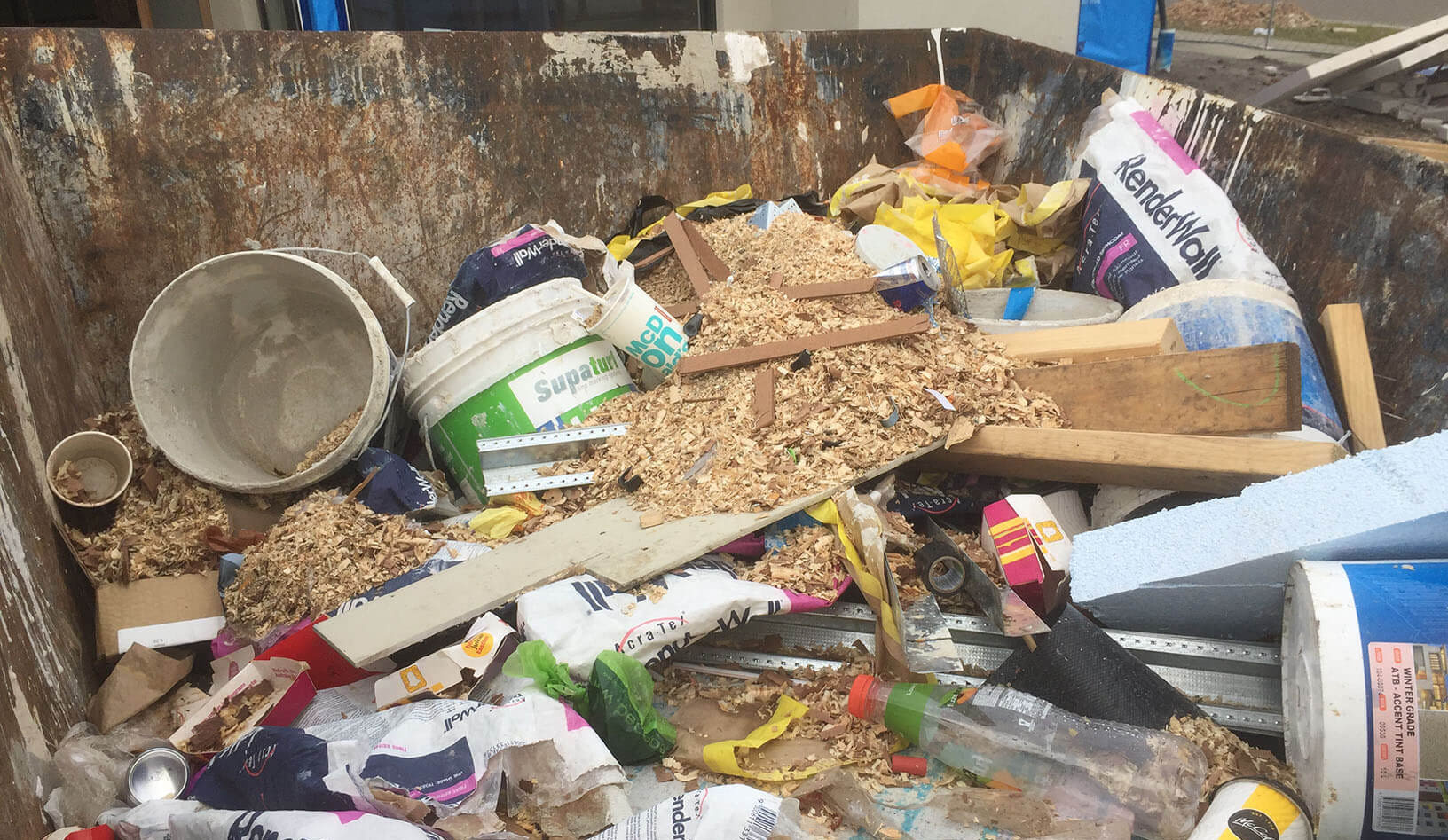 unsorted construction waste